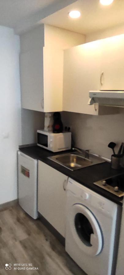 Estudio En Benalbeach, Vistas Mar, Primera Linea Playa เบนัลมาเดนา ภายนอก รูปภาพ